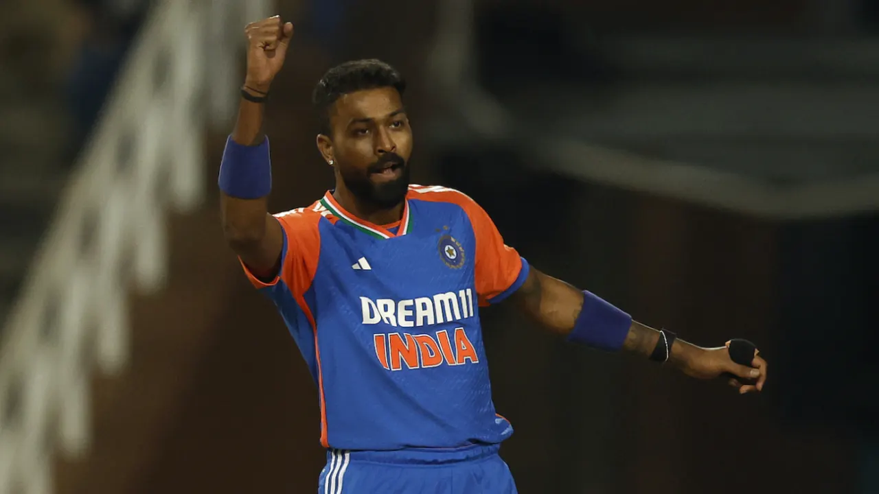 Hardik Pandya reclaims top spot as No. 1 allrounder in T20Is, Tilakratne Dilshan ranked No. 3 among batters